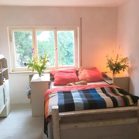 아파트 Check-in Central 4-bedroom 100m2 *