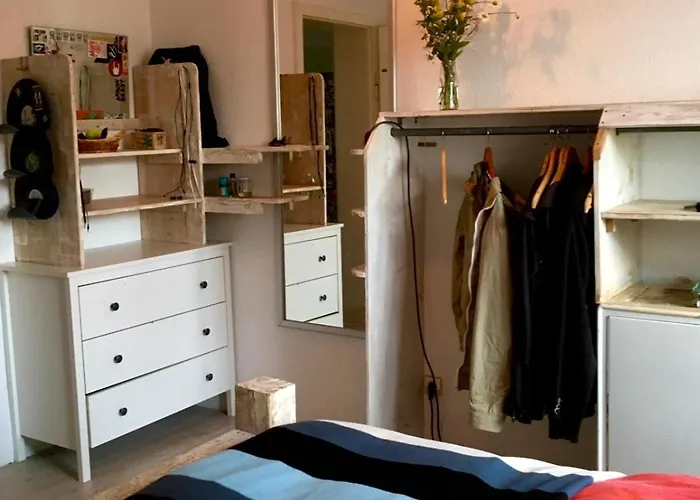 Check-in Central 4-bedroom 100m2 Stuttgart