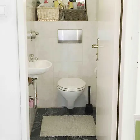 Check-in Central 4-bedroom 100m2 Lägenhet *